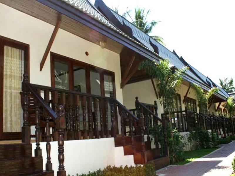 Airport Beach Hotel Phuket - Sha Extra Plus Nai Yang-stranden Eksteriør billede